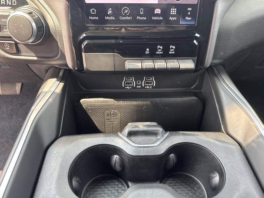 new 2025 Ram 1500 car, priced at $46,985