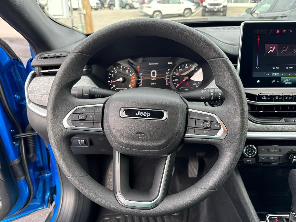 new 2024 Jeep Compass car, priced at $29,190