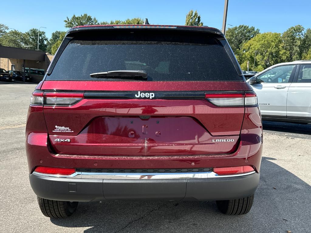 new 2024 Jeep Grand Cherokee car, priced at $43,175