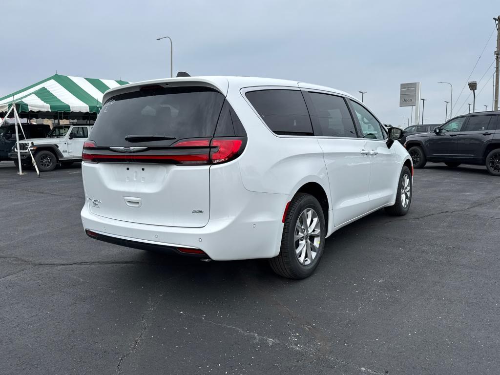 new 2025 Chrysler Pacifica car, priced at $48,420