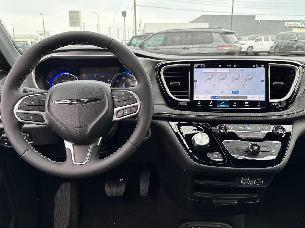 new 2025 Chrysler Pacifica car, priced at $48,420