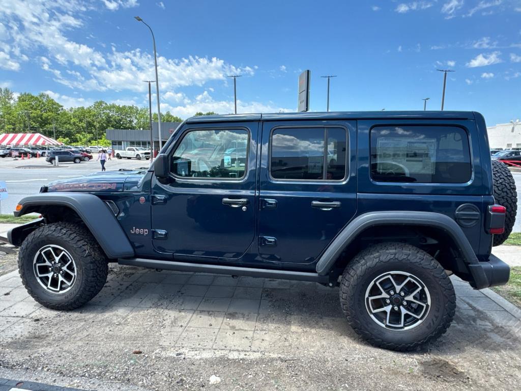 new 2025 Jeep Wrangler car, priced at $49,988