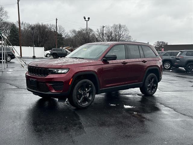 new 2024 Jeep Grand Cherokee car, priced at $38,988