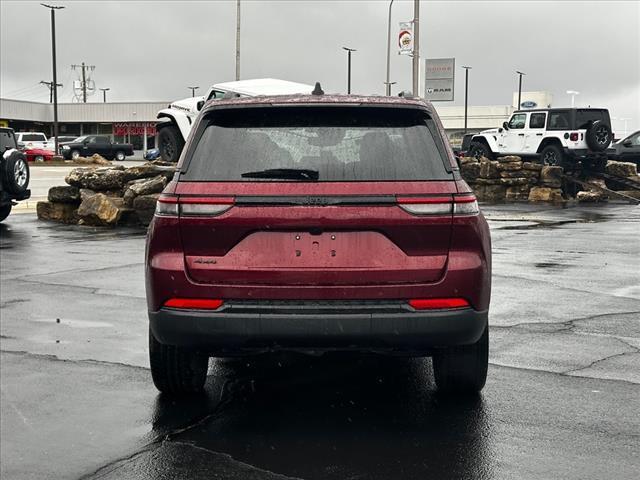 new 2024 Jeep Grand Cherokee car, priced at $38,988