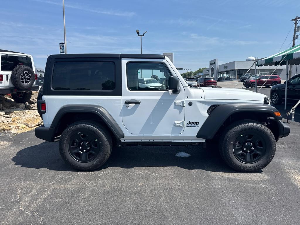 new 2025 Jeep Wrangler car, priced at $29,988