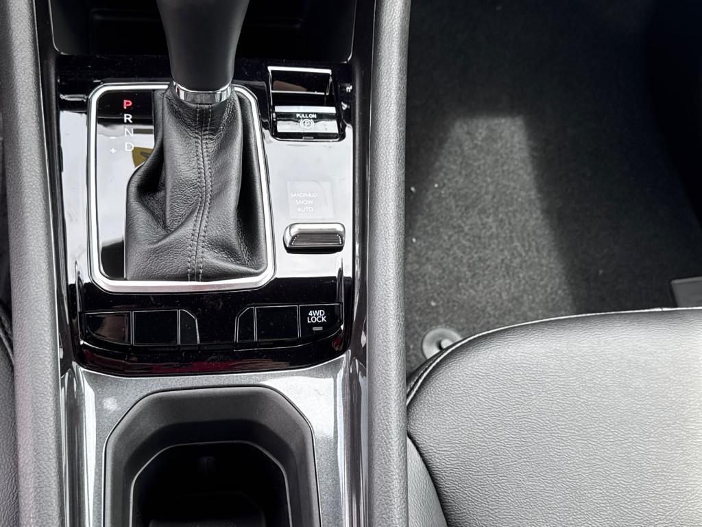 new 2025 Jeep Compass car, priced at $23,988