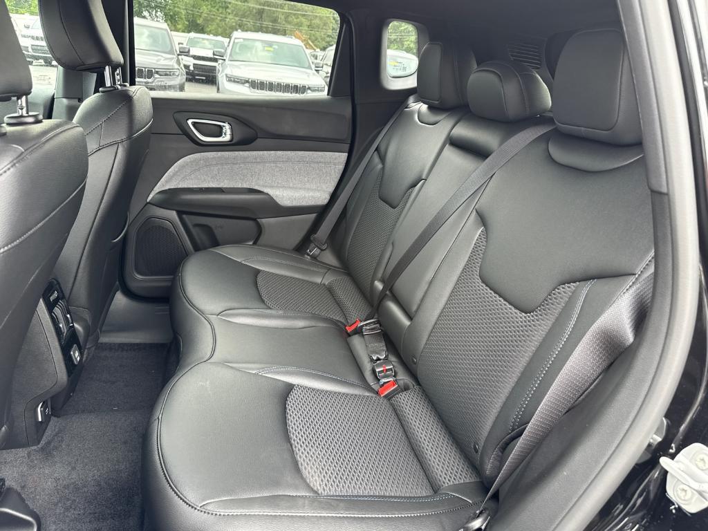 new 2025 Jeep Compass car, priced at $23,988