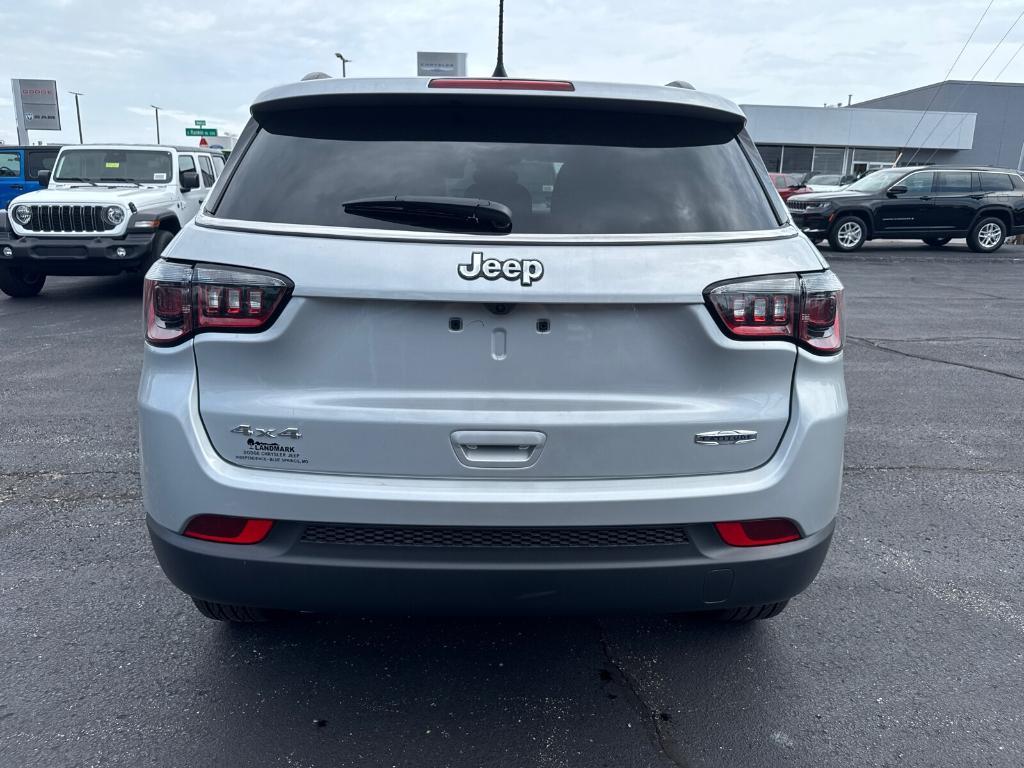 new 2025 Jeep Compass car, priced at $24,988