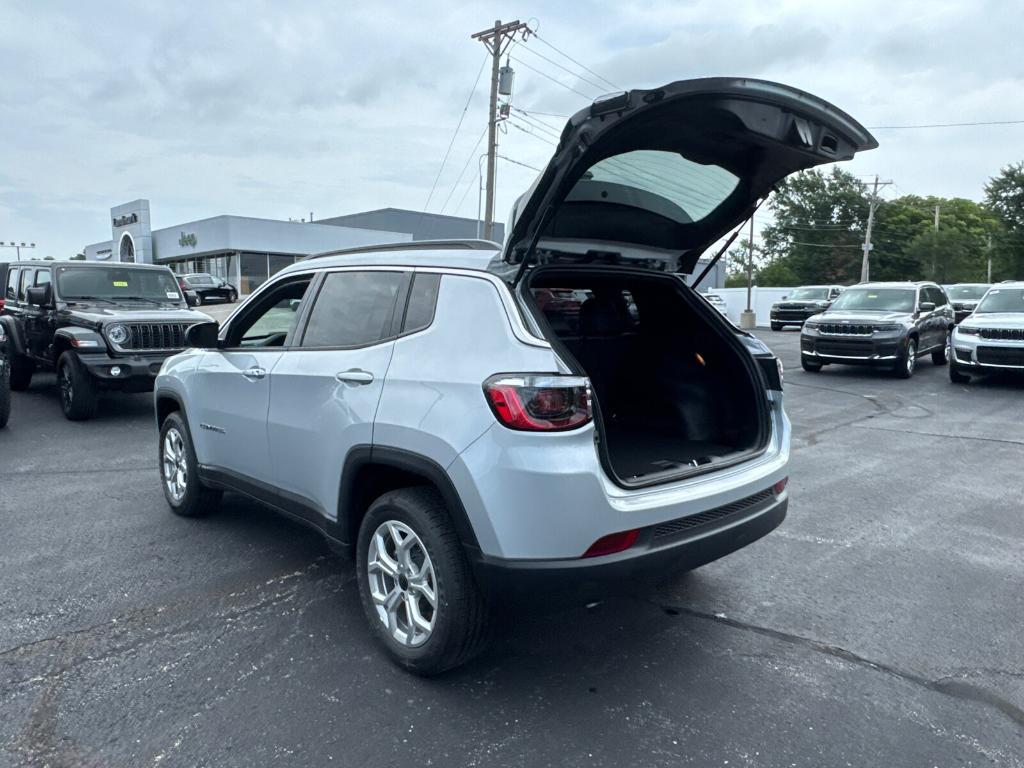 new 2025 Jeep Compass car, priced at $24,988