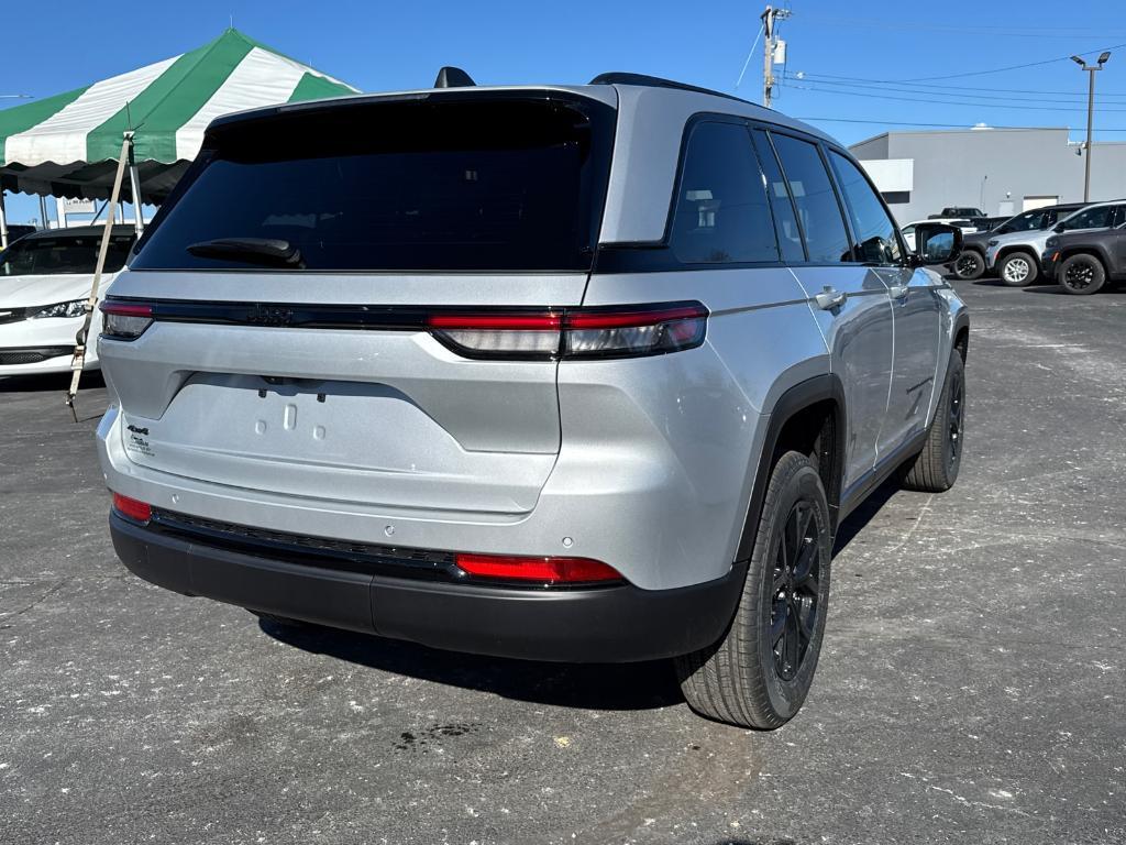 new 2025 Jeep Grand Cherokee car, priced at $46,530