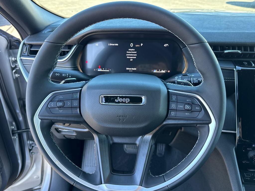 new 2025 Jeep Grand Cherokee car, priced at $46,530