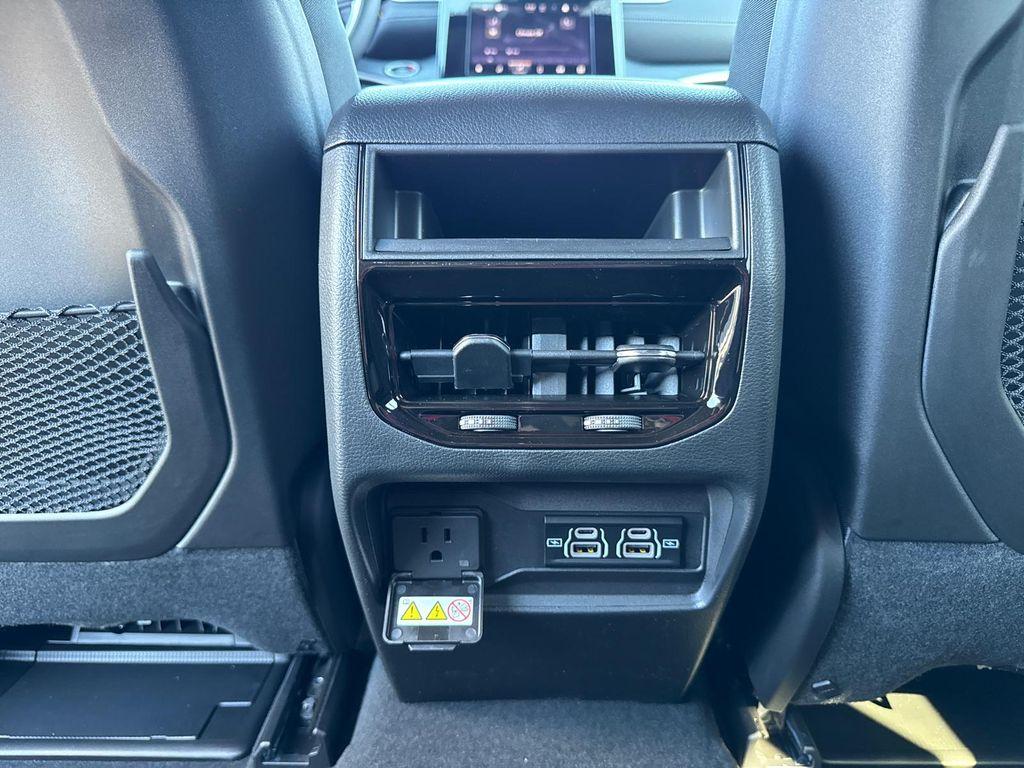 new 2025 Jeep Grand Cherokee car, priced at $35,988