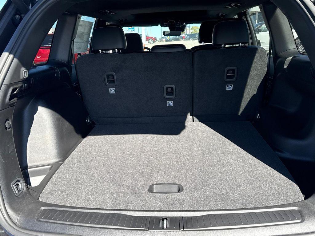 new 2025 Jeep Grand Cherokee car, priced at $35,988