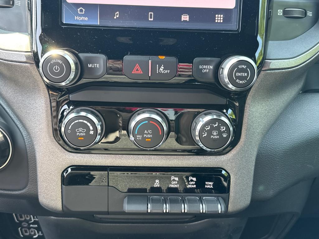 new 2025 Ram 1500 car, priced at $52,605