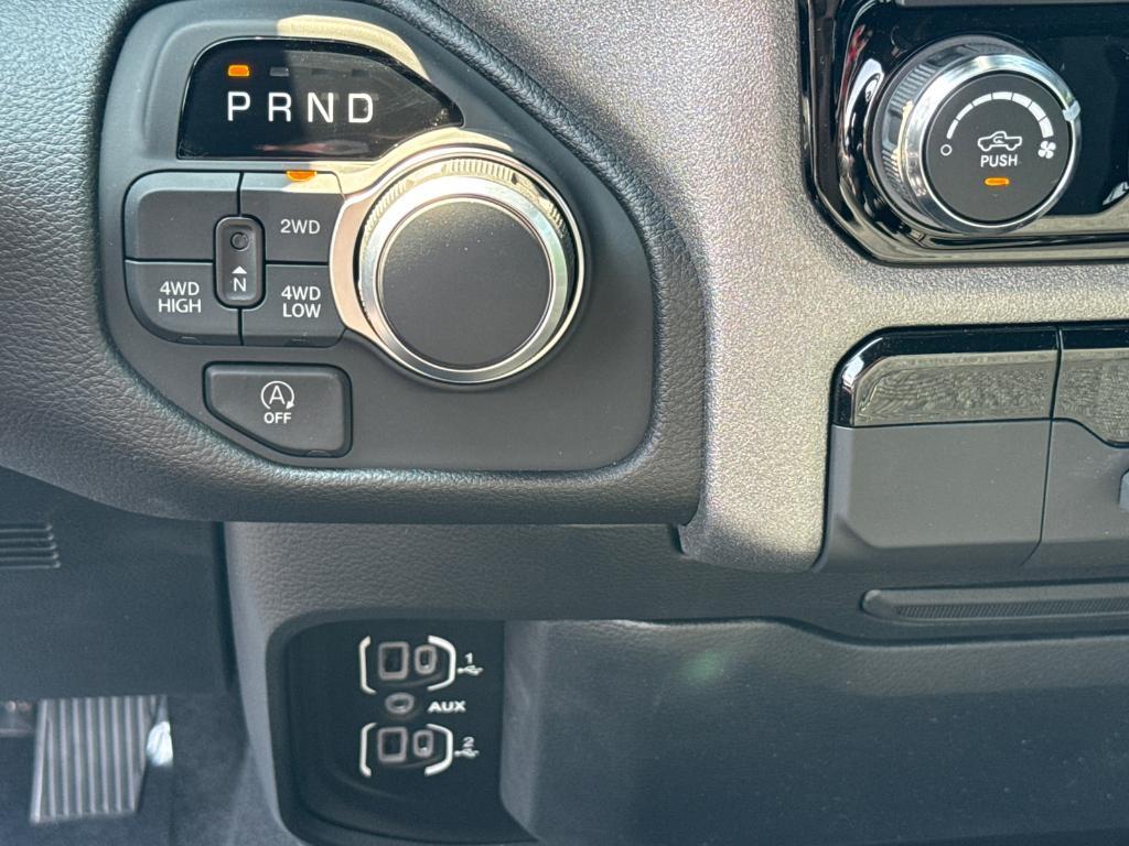 new 2025 Ram 1500 car, priced at $52,605