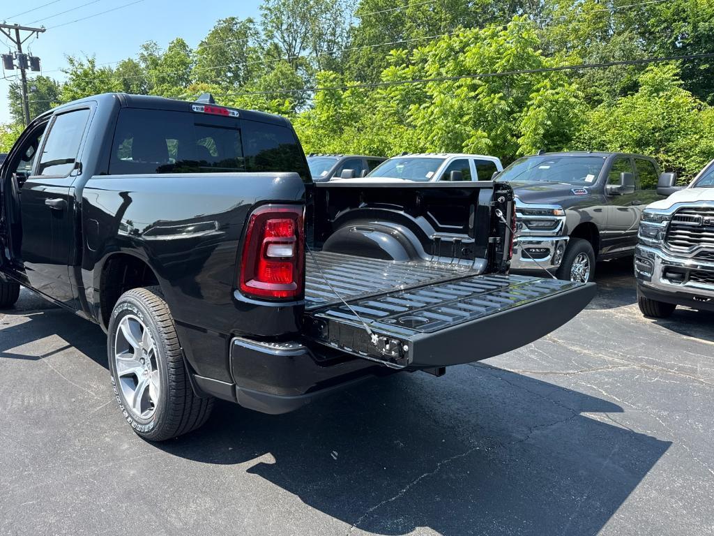 new 2025 Ram 1500 car, priced at $52,605