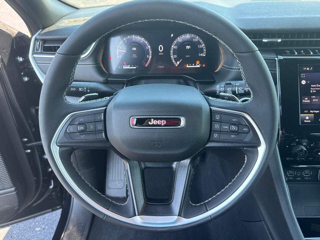 new 2025 Jeep Grand Cherokee car, priced at $36,988