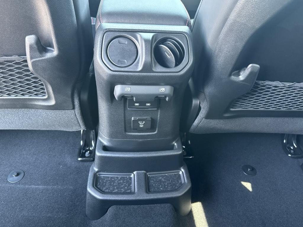 new 2025 Jeep Wrangler car, priced at $58,988