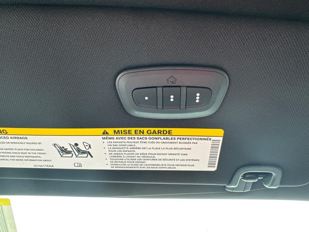 new 2026 Chrysler Pacifica car, priced at $43,668