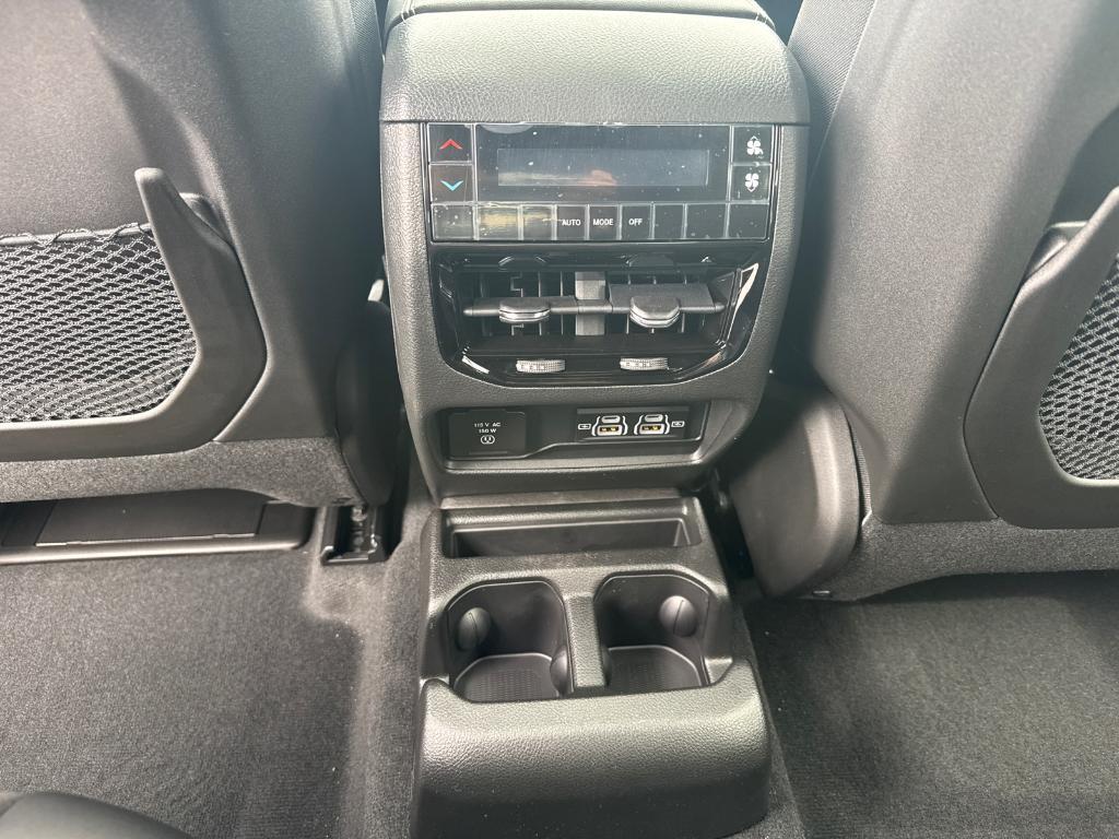 new 2025 Jeep Grand Cherokee L car, priced at $39,988