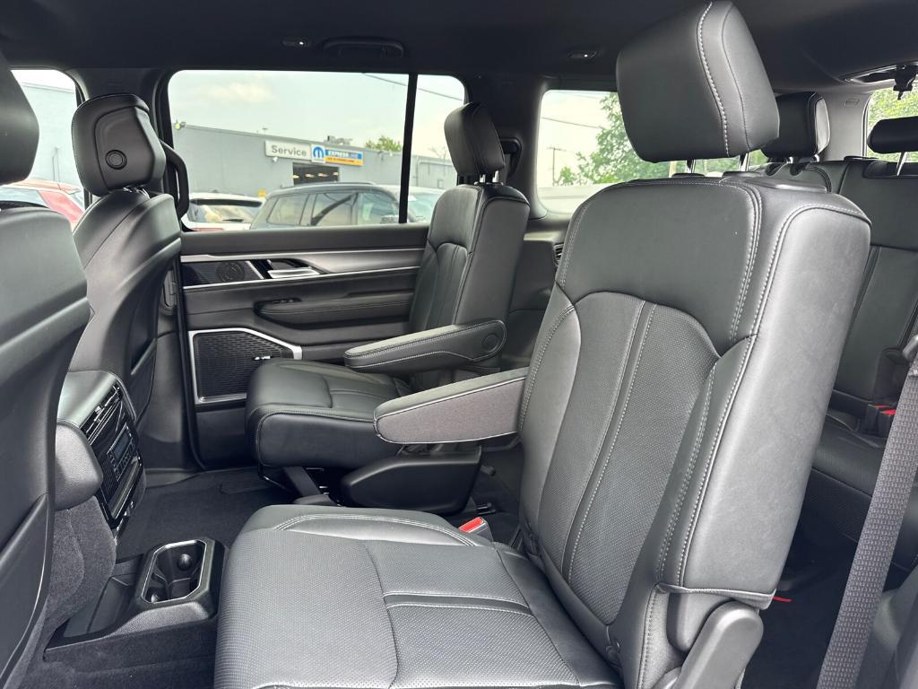 new 2025 Jeep Wagoneer car, priced at $63,988