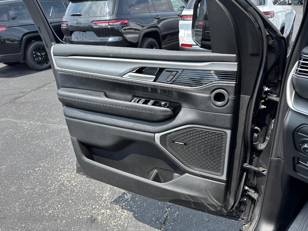 new 2025 Jeep Wagoneer car, priced at $63,988