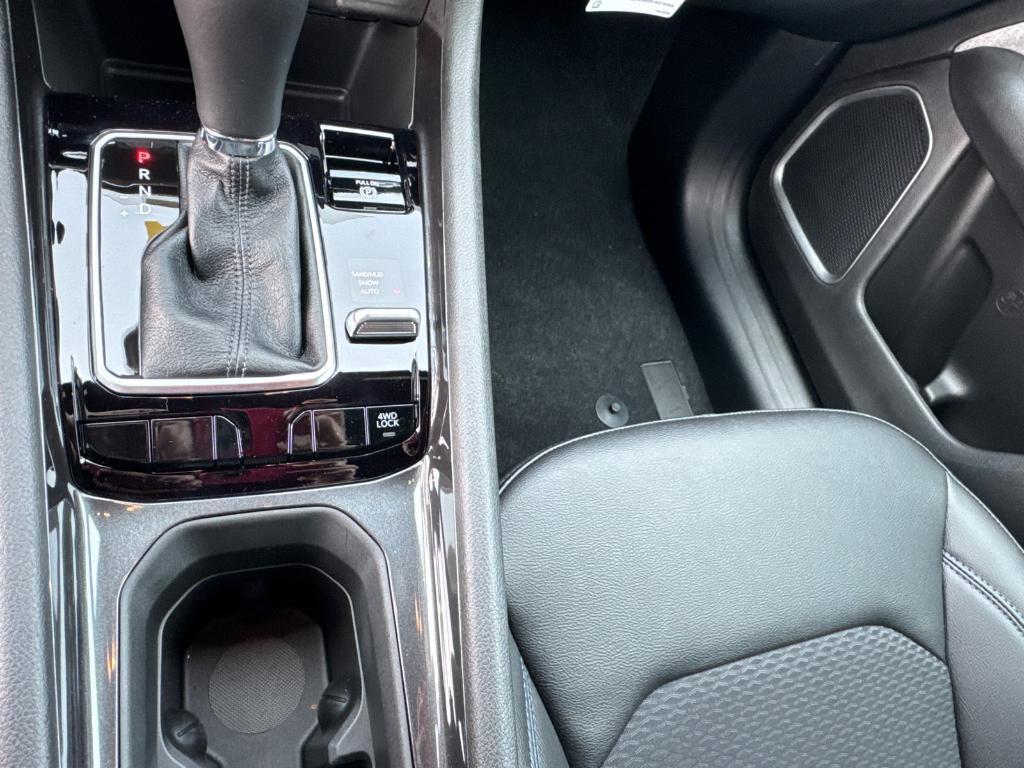 new 2025 Jeep Compass car, priced at $23,988
