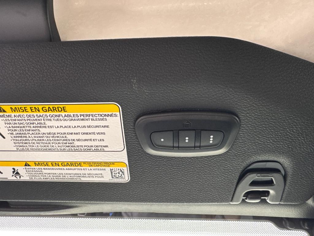 new 2025 Jeep Wrangler car, priced at $43,988