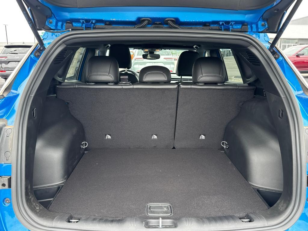 new 2025 Jeep Compass car, priced at $22,988