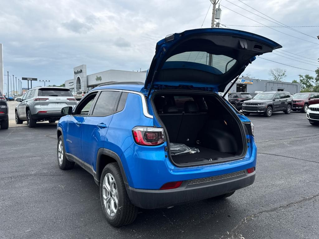 new 2025 Jeep Compass car, priced at $22,988