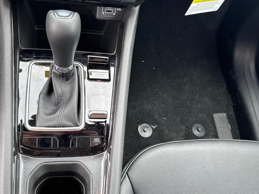 new 2025 Jeep Compass car, priced at $22,988