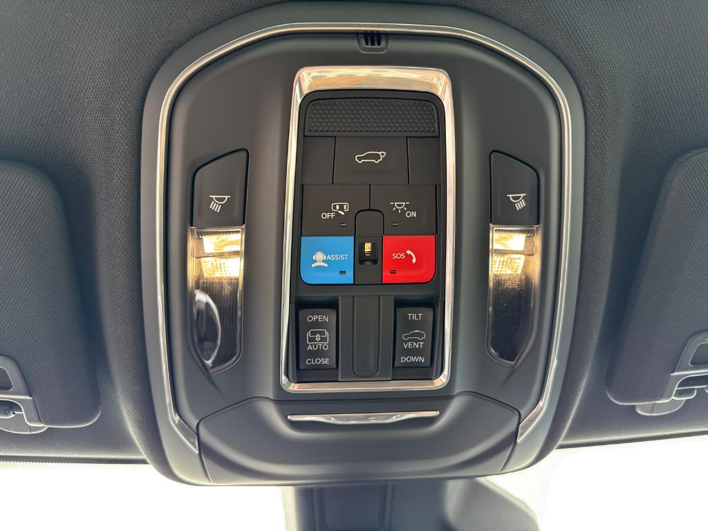 new 2025 Jeep Grand Cherokee car, priced at $46,530