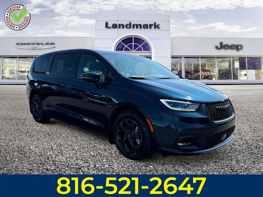 used 2022 Chrysler Pacifica Hybrid car, priced at $34,988