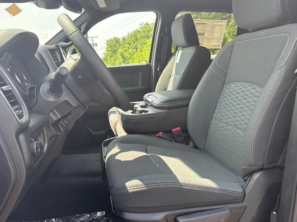 new 2025 Ram 1500 car, priced at $51,600