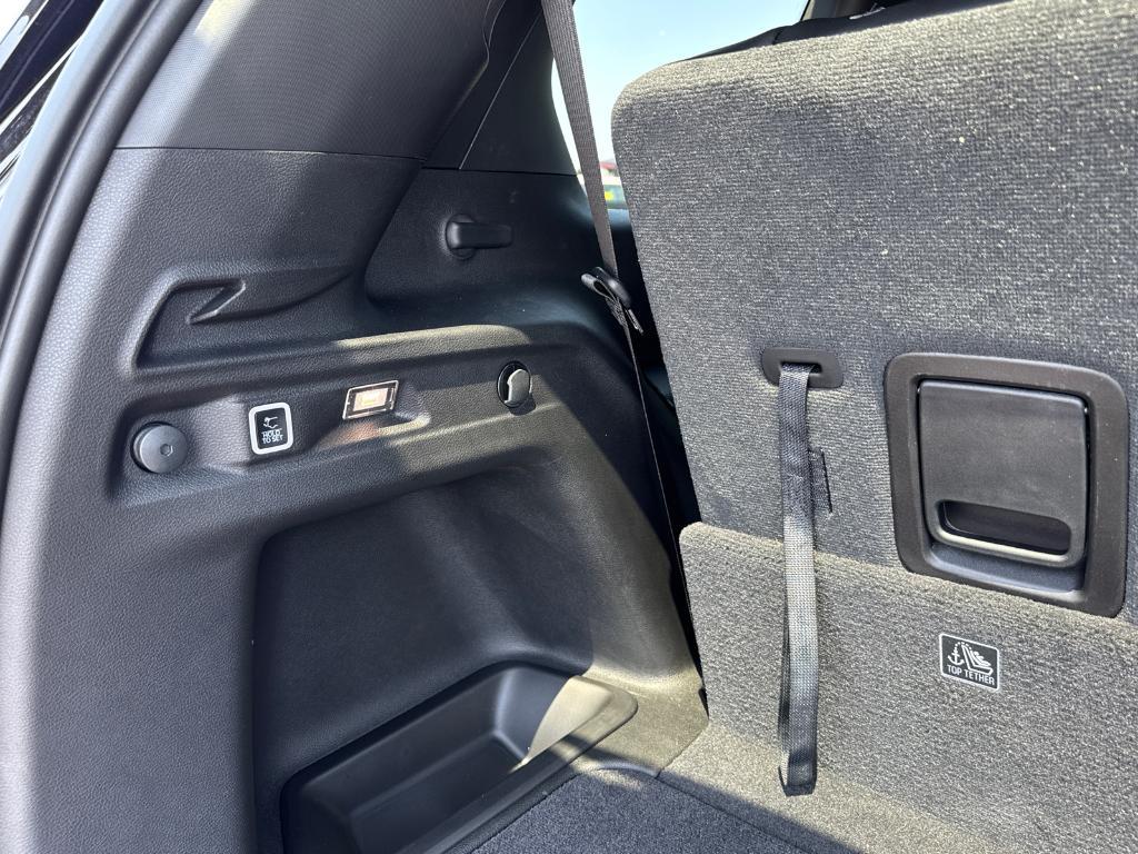 new 2025 Jeep Grand Cherokee L car, priced at $39,988
