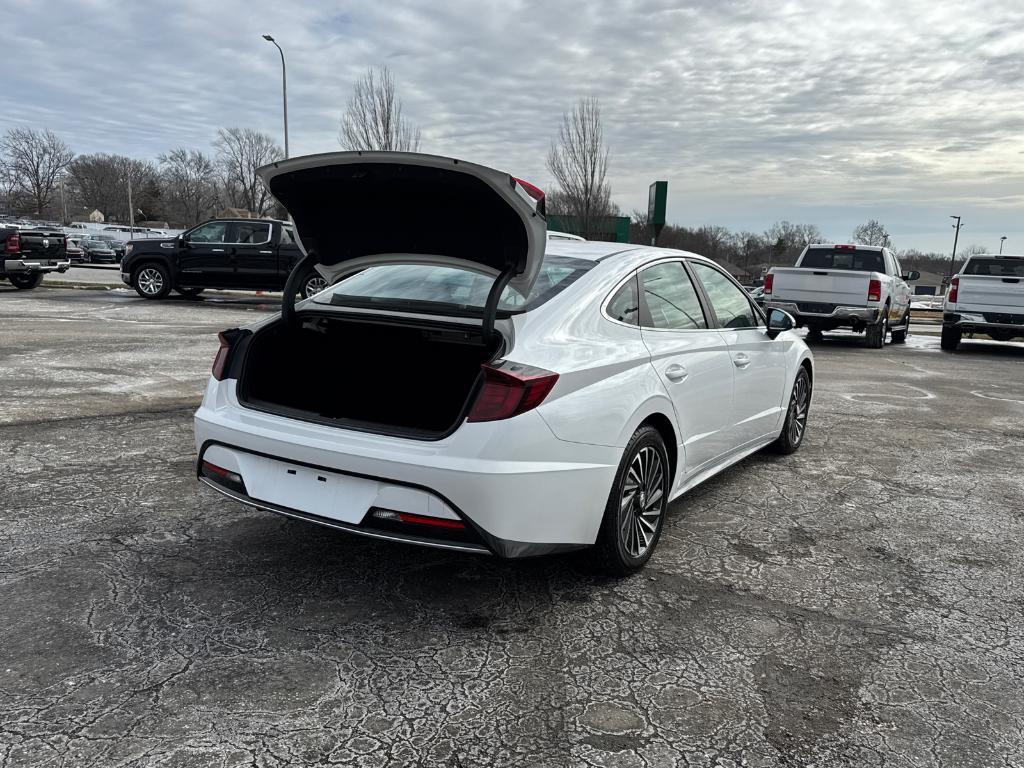 used 2022 Hyundai Sonata Hybrid car, priced at $21,988