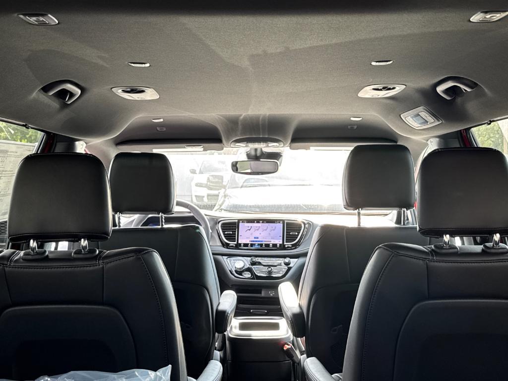 new 2026 Chrysler Pacifica car, priced at $38,988