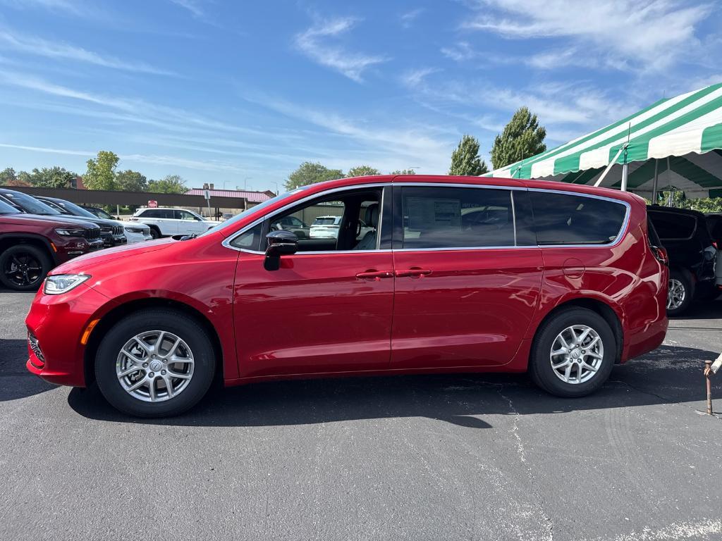 new 2026 Chrysler Pacifica car, priced at $38,988