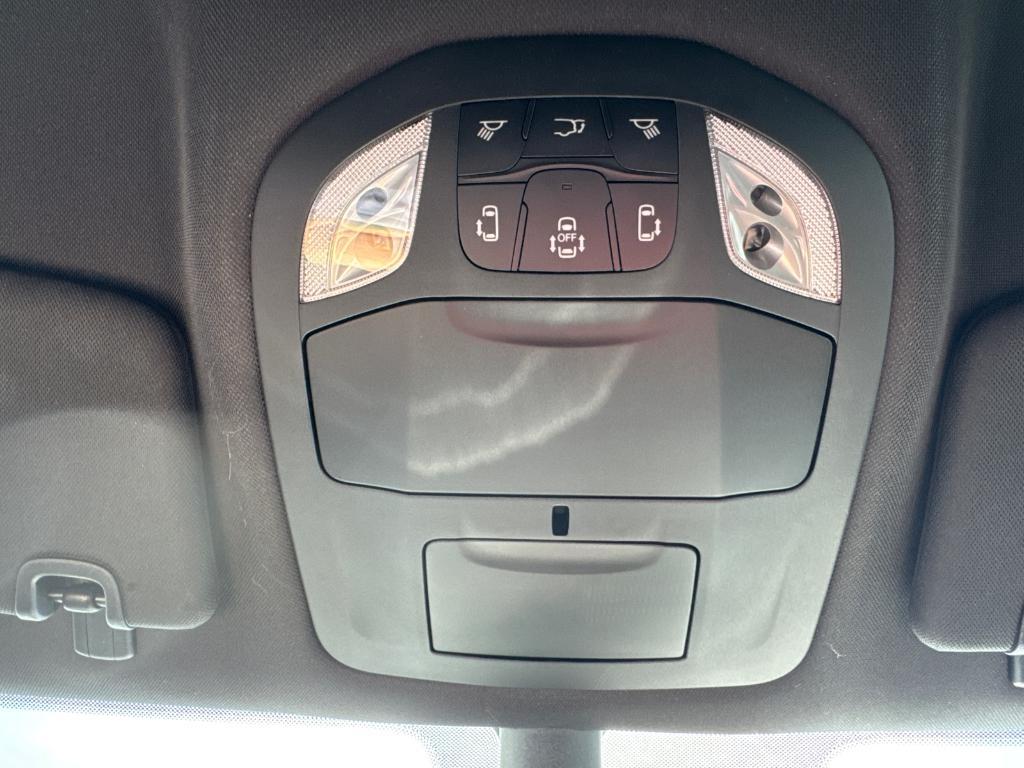 new 2026 Chrysler Pacifica car, priced at $38,988