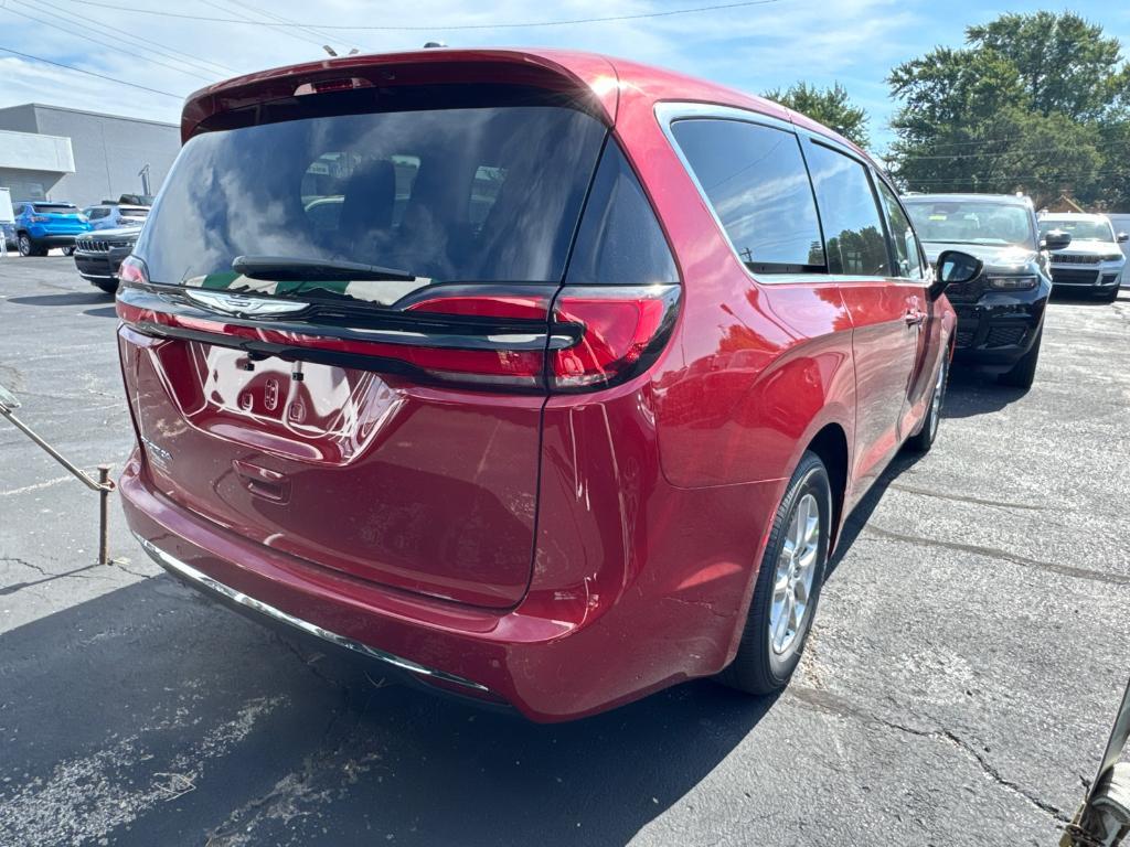 new 2026 Chrysler Pacifica car, priced at $38,988