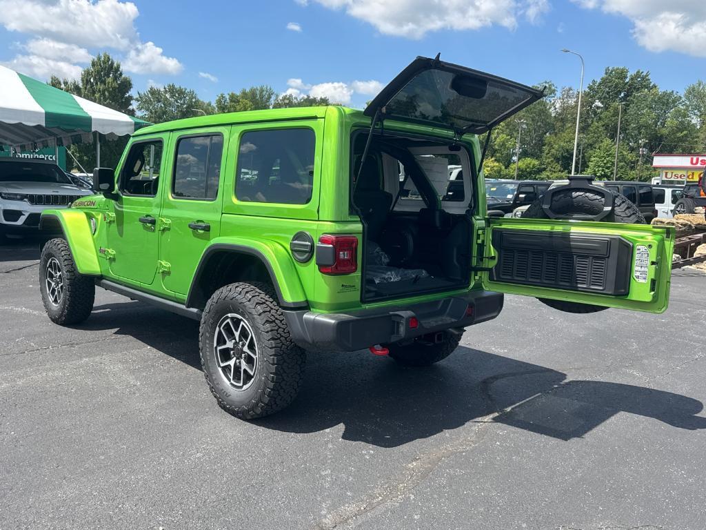 new 2025 Jeep Wrangler car, priced at $57,988