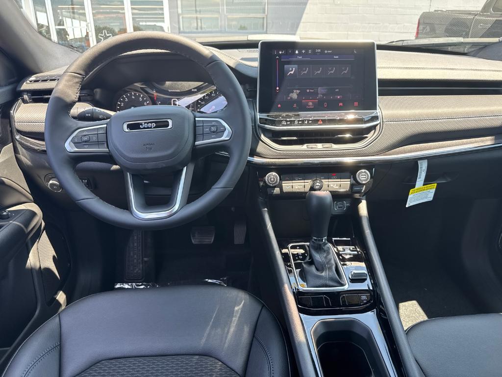new 2025 Jeep Compass car, priced at $26,988