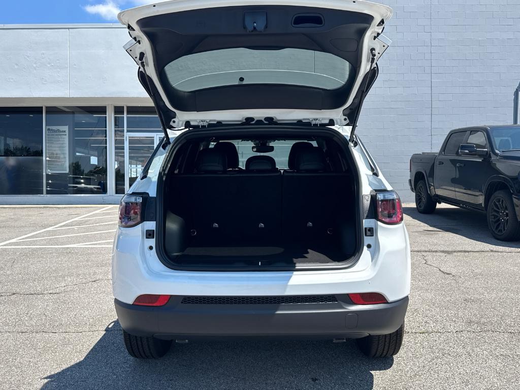 new 2025 Jeep Compass car, priced at $26,988