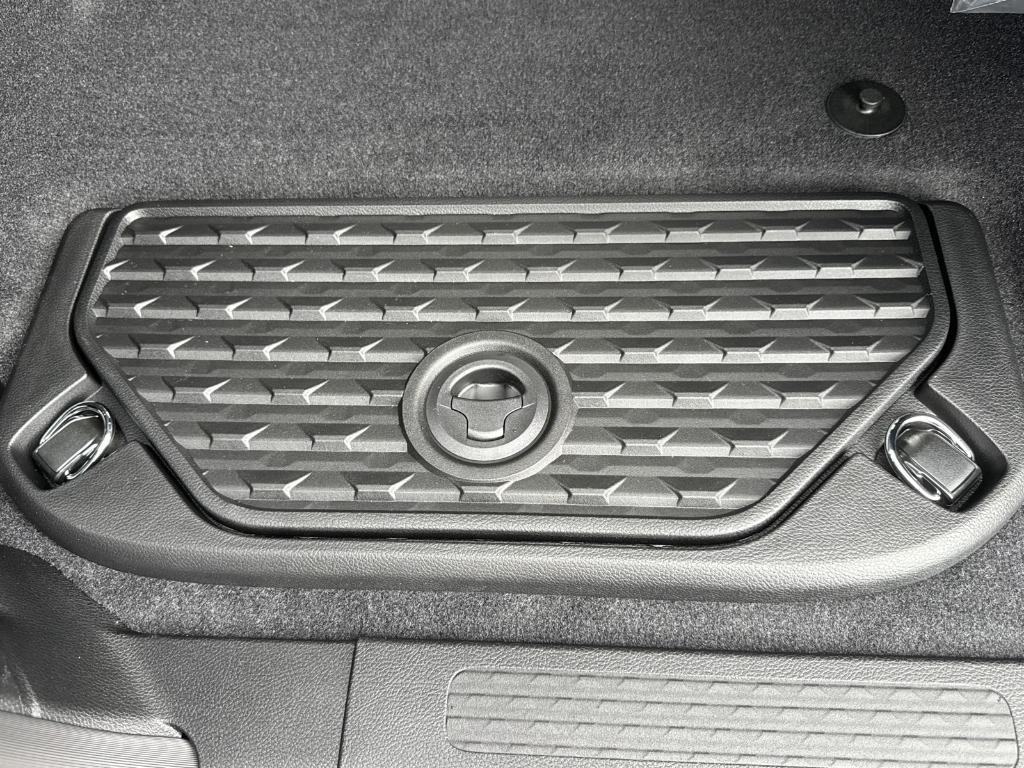 new 2025 Ram 1500 car, priced at $43,995