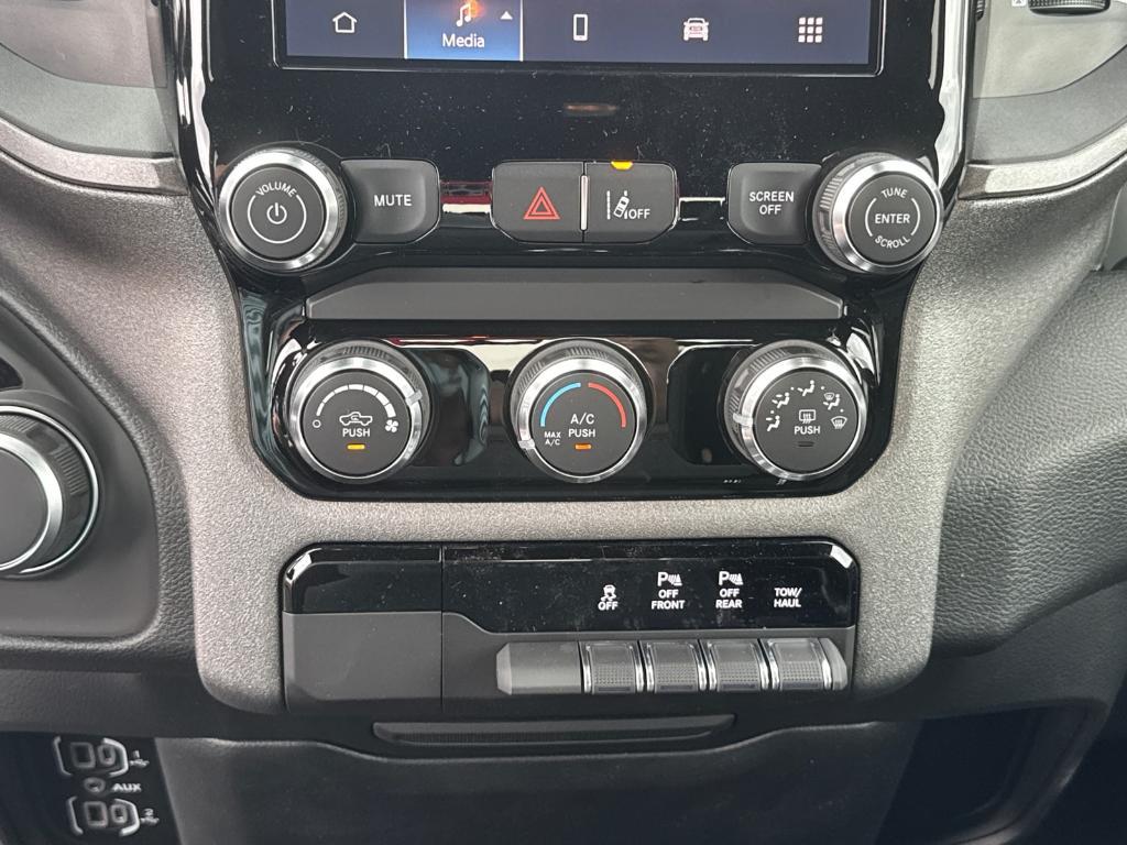 new 2025 Ram 1500 car, priced at $43,995