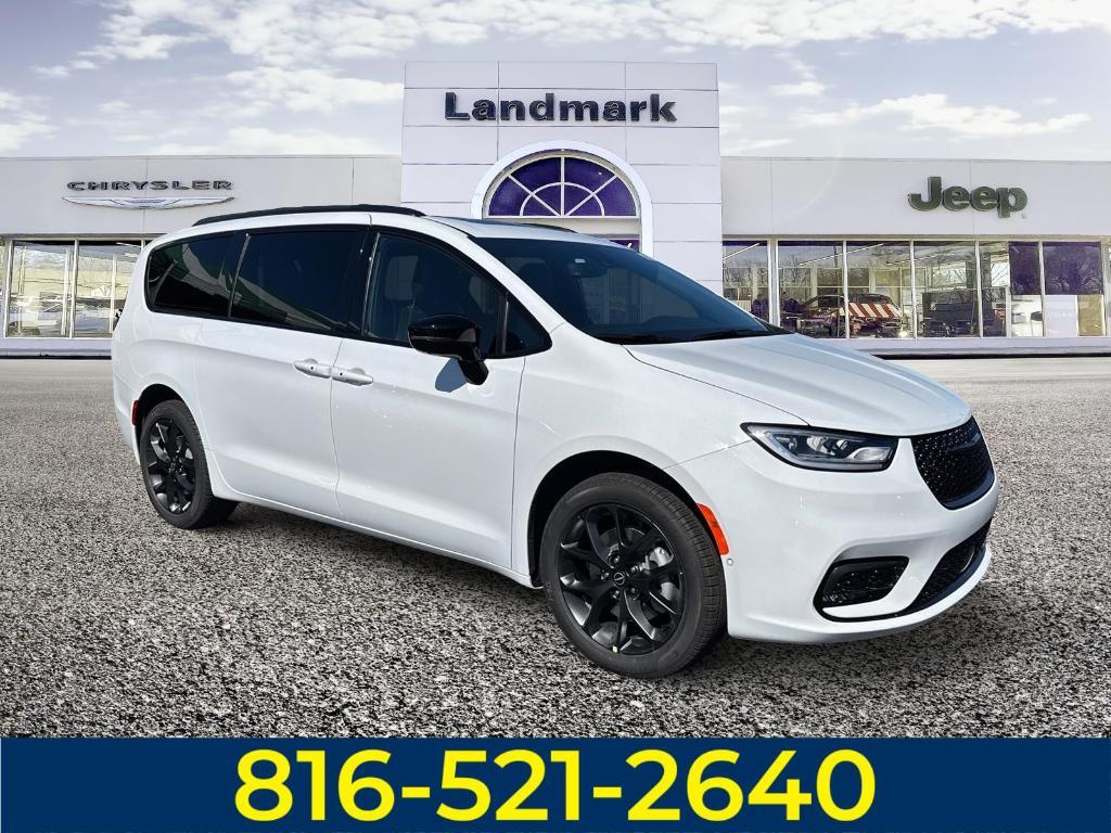 new 2026 Chrysler Pacifica car, priced at $47,988