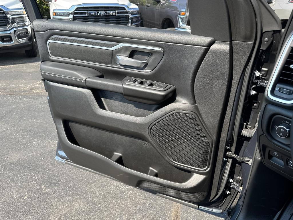 new 2025 Ram 1500 car, priced at $62,690