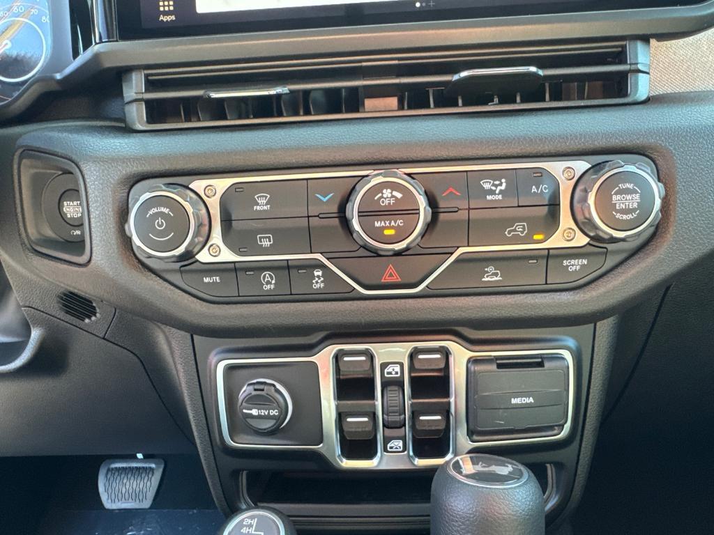 new 2025 Jeep Wrangler car, priced at $35,988