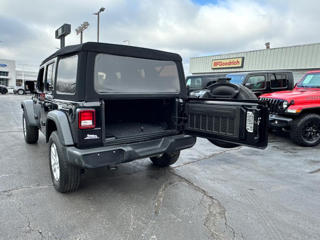 used 2018 Jeep Wrangler Unlimited car, priced at $27,988