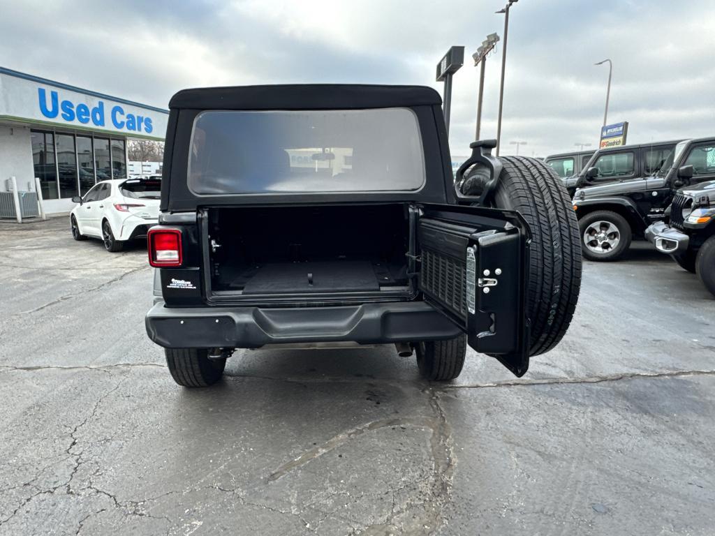 used 2018 Jeep Wrangler Unlimited car, priced at $27,988